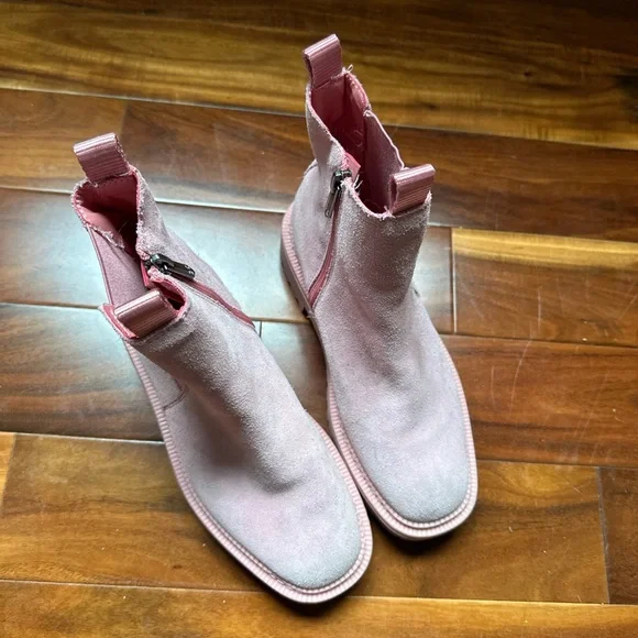 Sam Edelman Pink Laguna Chelsea Boots Suede - Picture 2 of 7